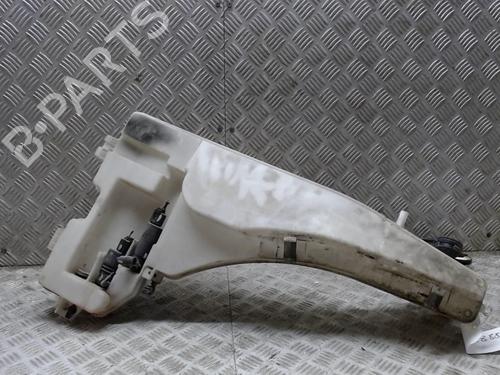 Used Windscreen washer tank BMW X6 (E71, E72) xDrive 35 d (286 hp) 23057176
