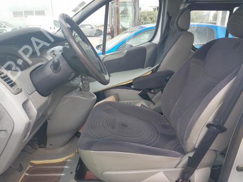 Right headlight RENAULT TRAFIC II Bus (JL) 2.5 dCi 145 (JL0J) | BP23834943C29  - Image 10