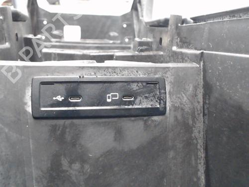 Used Middle console Middle console MERCEDES-BENZ GLC (X253) 300 de 4-matic (253.911) (306 hp) 23835202 23835202