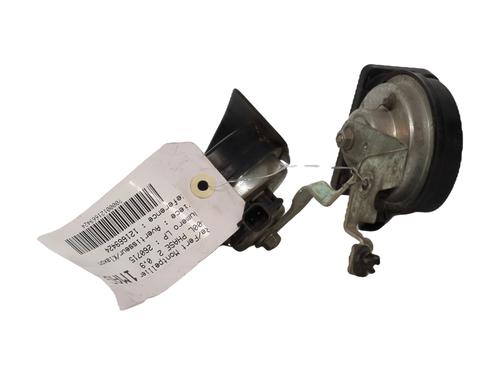 horn-fiat-500l-351_-352_-2012-32681628 main image