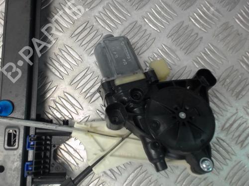 Used Front right window mechanism Front right window mechanism AUDI A3 Sportback (8VA, 8VF) 2.0 TDI (150 hp) 23057944 23057944
