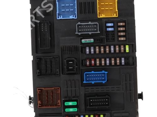 Used Fuse box PEUGEOT 208 II (UB_, UP_, UW_, UJ_) 1.5 BlueHDI 100 (102 hp) 27220100