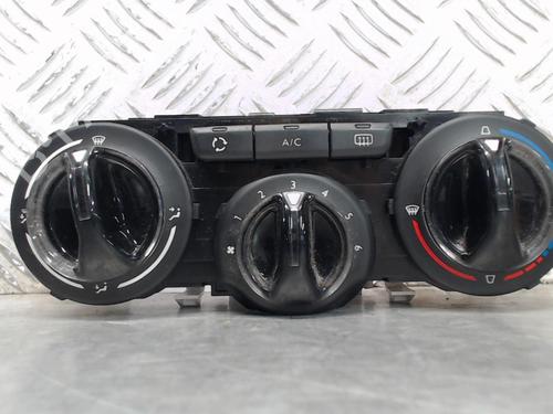 Used Climate control Climate control PEUGEOT 208 I (CA_, CC_) 1.6 BlueHDi 100 (100 hp) 23054358 23054358