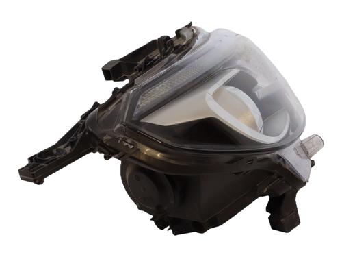 Used Right headlight Right headlight PEUGEOT 2008 I (CU_) 1.2 THP 110 / PureTech 110 (110 hp) 36169923 36169923