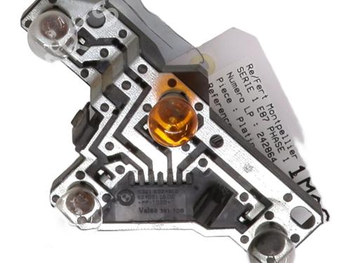 Used Lamp holder BMW 1 (E87) 118 i (129 hp) 30863200