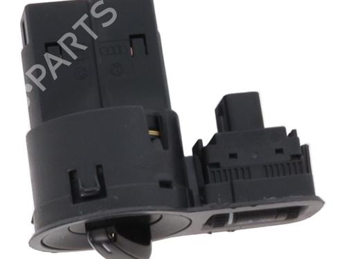 Used Headlight switch VW POLO V (6R1, 6C1) 1.2 (60 hp) 25898351