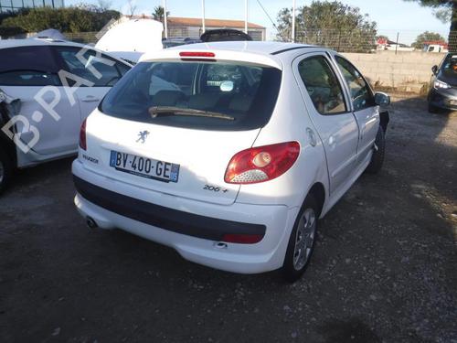 Left mirror PEUGEOT 206+ (2L_, 2M_) 1.4 HDi eco 70 | BP23059749C26