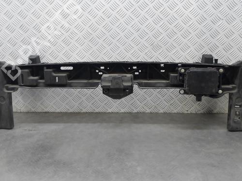 Used Crossmember PEUGEOT 5008 (0U_, 0E_) 2.0 HDi 150 / BlueHDi 150 (150 hp) 23055322