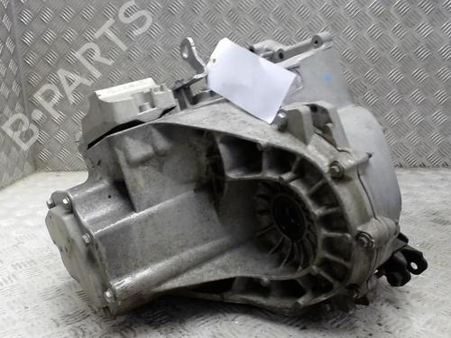 Used Gearbox Gearbox CITROËN C3 Picasso (SH_) 1.6 HDi 110 (112 hp) 23055681 23055681