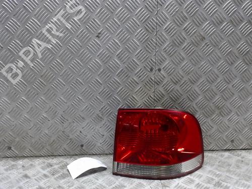 Right taillight VW TOUAREG (7LA, 7L6, 7L7) 2.5 R5 TDI | BP23054835C35 