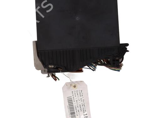 Used Fuse box Fuse box MERCEDES-BENZ SLK (R170) 230 Kompressor (170.447) (193 hp) 33981909 33981909