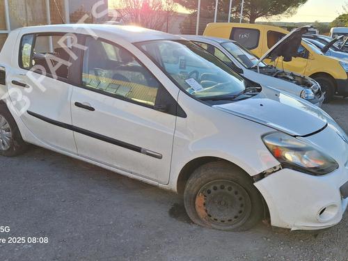 Brugte RENAULT CLIO III (BR0/1, CR0/1) 1.5 dCi (C/BR0G, C/BR1G) (68 hp) 4310478