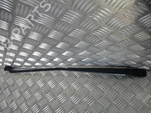 Used Front windshield wiper arm PEUGEOT 3008 I MPV (0U_) 1.6 HDi (112 hp) 23058373