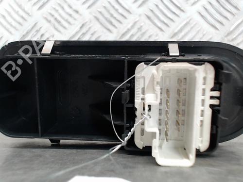 Used Left front window switch Left front window switch RENAULT CLIO III Grandtour (KR0/1_) 1.5 dCi (KR0F) (86 hp) 23058786 23058786