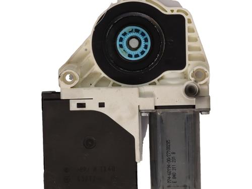 Left front window motor VW SCIROCCO III (137, 138) 2.0 TDI | BP36683591E21 - Image 3