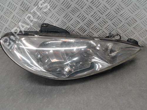 Used Right headlight PEUGEOT 206 Hatchback (2A/C) 1.6 HDi 110 (109 hp) 23056550