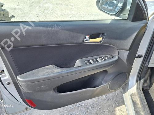 Left front window switch HYUNDAI i30 Estate (FD) 1.6 CRDi | BP30862837I27  - Image 7