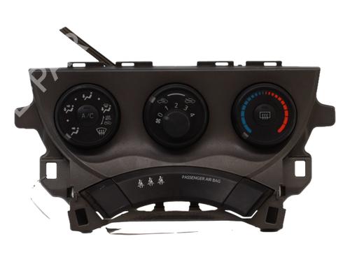 Used Climate control Climate control TOYOTA VERSO S (_P12_) 1.4 D4-D (NLP121_, NLP121R) (90 hp) 40499935 40499935