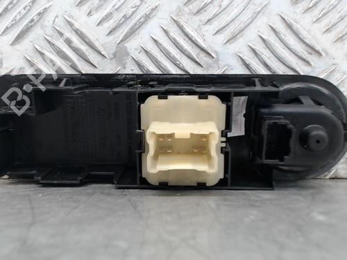 Used Left front window switch Left front window switch RENAULT CLIO IV (BH_) 1.5 dCi 75 (75 hp) 23054083 23054083