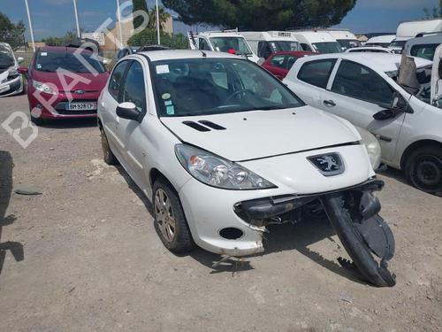 Right taillight PEUGEOT 206+ (2L_, 2M_) 1.4 HDi eco 70 | BP23058939C35 