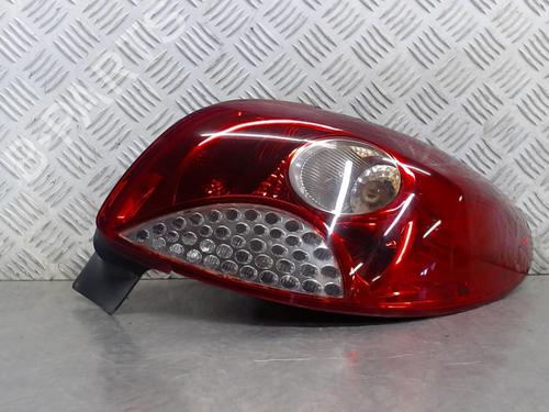 Right taillight PEUGEOT 206+ (2L_, 2M_) 1.4 HDi eco 70 | BP23059111C35 
