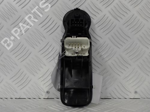 Used Left front window switch Left front window switch RENAULT MODUS / GRAND MODUS (F/JP0_) 1.5 dCi (FP0F, JP0F) (86 hp) 23057911 23057911