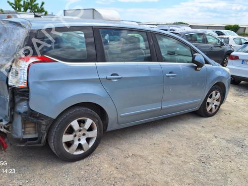 Brugte PEUGEOT 5008 (0U_, 0E_) 1.6 HDi (112 hp) 4243308