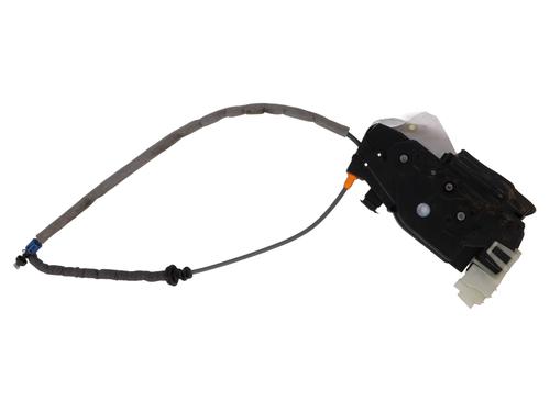 Serrure avant droite MERCEDES-BENZ GLA (H247) GLA 200 d (247.712) (150 hp) 30862157