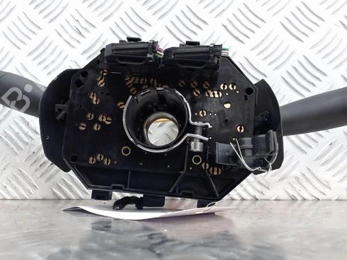 Used Steering column stalk Steering column stalk ABARTH 500 / 595 / 695 1.4 (312.AXF1A, 312.AXD1A) (140 hp) 23833463 23833463