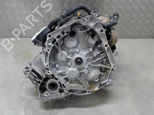 Used Gearbox Gearbox RENAULT CAPTUR II (HF_) E-TECH 145 (HFMU) (143 hp) 29304527 29304527