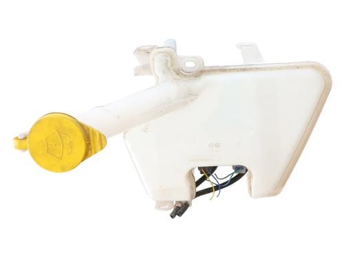Windscreen washer tank TOYOTA YARIS (_P13_) 1.4 D (NLP130_, NLP130) | BP28091786C113 