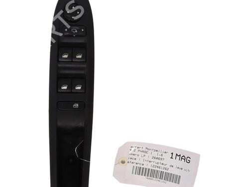 Used Left front window switch Left front window switch CITROËN C4 II (NC_) 1.6 HDi 90 (92 hp) 33043608 33043608