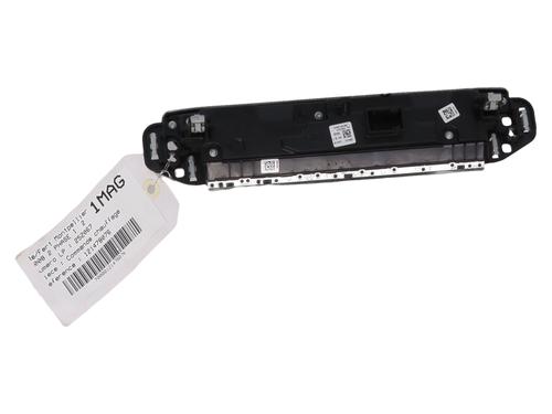 Climate control PEUGEOT 5008 II (MC_, MJ_, MR_, M4_) 2.0 BlueHDi 180 (MJEHZW, MJEHZR, MJEHZP) | BP32422309I5