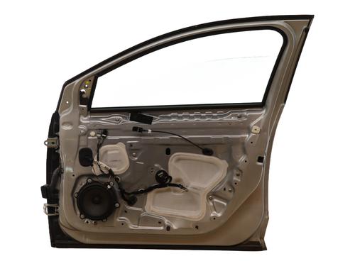 right-front-door-renault-megane-iv-grandtour-k9amn_-2016-39760698 main image