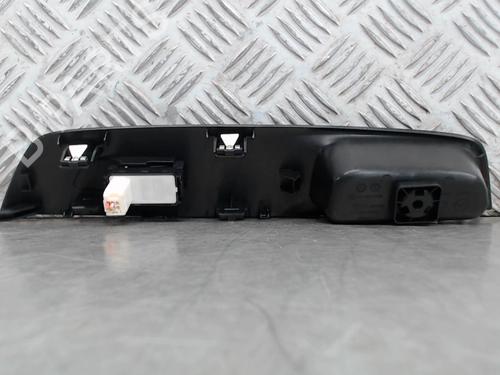 Right front window switch OPEL MOKKA 1.2 (76) | BP23834935I26 - Image 2