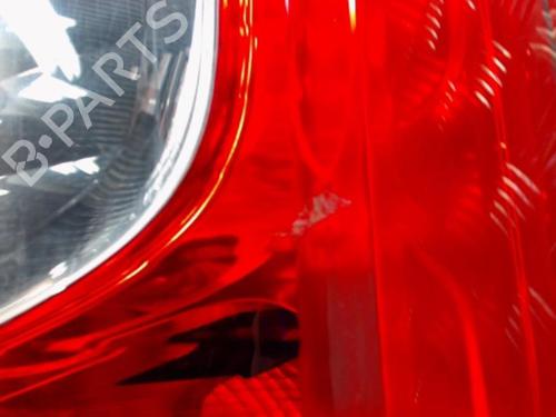 Used Right taillight FIAT QUBO (225_) 1.3 D Multijet (225CXB1A, 225AXB1A, 225CXB11, 225AXB11,... (75 hp) 23060847