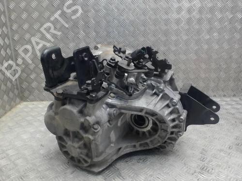 Gearbox HYUNDAI SONATA V (NF) 2.0 CRDi | BP23833027M3