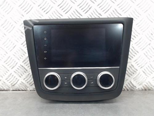 display-monitor-renault-kadjar-ha_-hl_-2015-23054512 main image