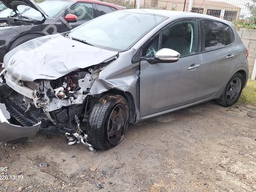 Used Parts PEUGEOT 208 I (CA_, CC_) 1.2 PureTech 82 4604195