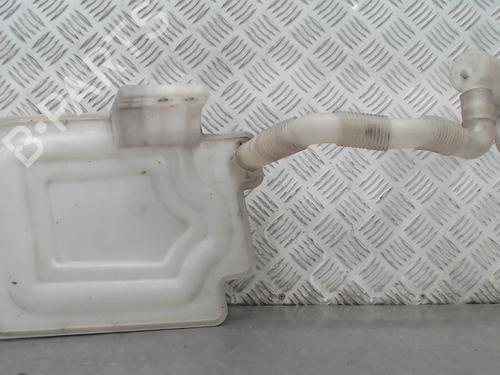Used Windscreen washer tank VW GOLF VI (5K1) 1.6 TDI (105 hp) 23056780