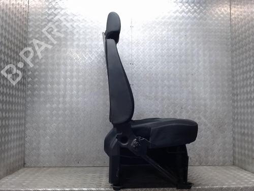 right-front-seat-renault-master-iii-van-fv-2010-23056825 main image