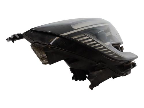 right-headlight-renault-clio-v-b7_-2019-39546130 main image