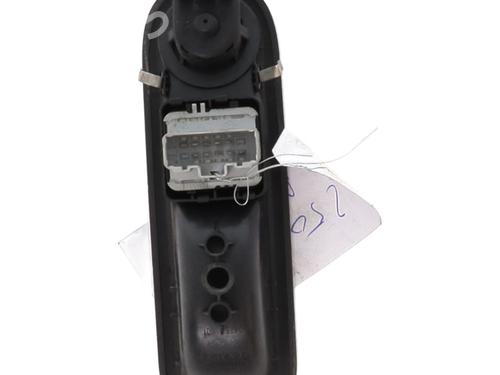 Used Left front window switch Left front window switch RENAULT TWINGO II (CN0_) 1.5 dCi (CN0E) (64 hp) 26661527 26661527