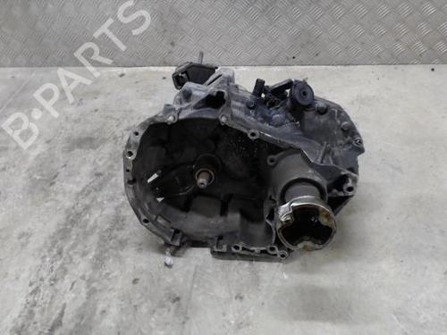 Boîte de vitesses RENAULT 19 II Cabriolet (D53_, 853_) 1.8 16V (D53D) (135 hp) 31978838