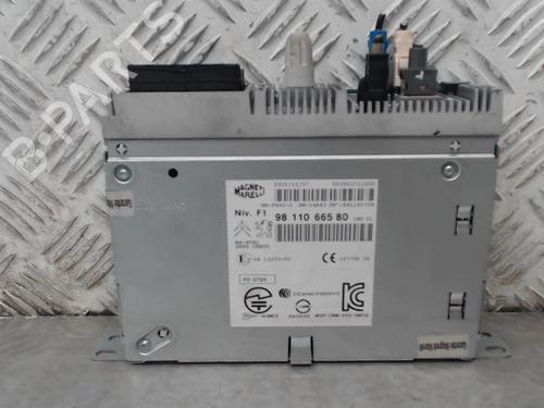 Used Radio PEUGEOT 2008 I (CU_) 1.2 THP 110 / PureTech 110 (110 hp) 23834858