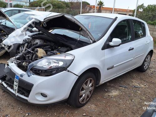 Brugte RENAULT CLIO III Hatchback Van (SB_, SR_)    4750661