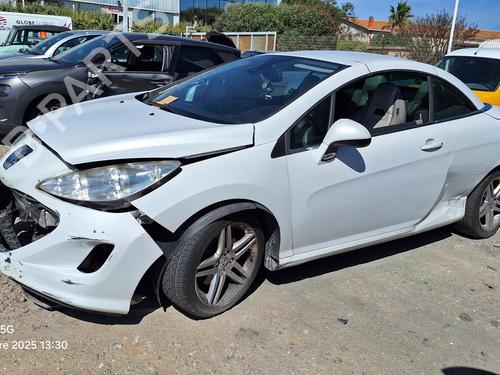 Brugte PEUGEOT 308 CC (4B_) 2.0 HDi (140 hp) 4456625