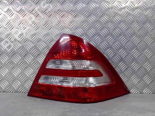 Used Right taillight MERCEDES-BENZ C-CLASS (W203) C 200 CDI (203.007) (122 hp) 23054103