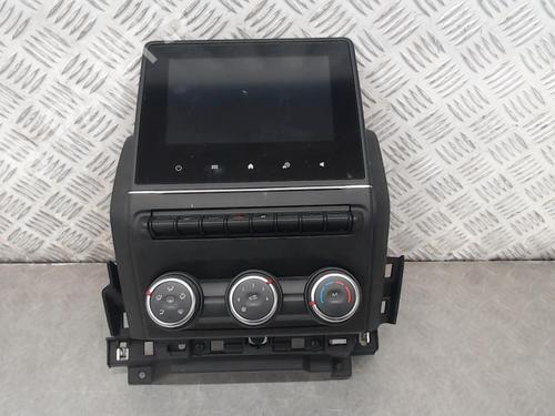 Used Display monitor RENAULT CLIO V (B7_) 1.0 TCe 90 (B7MT) (91 hp) 23835346