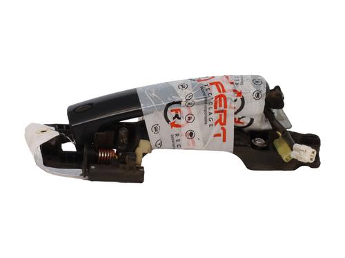 Used Front right exterior door handle Front right exterior door handle SUZUKI GRAND VITARA II (JT, TE, TD) 1.9 DDiS All-wheel Drive (JT419, TD44, JB419WD, JB419XD,... (129 hp) 33417422 33417422